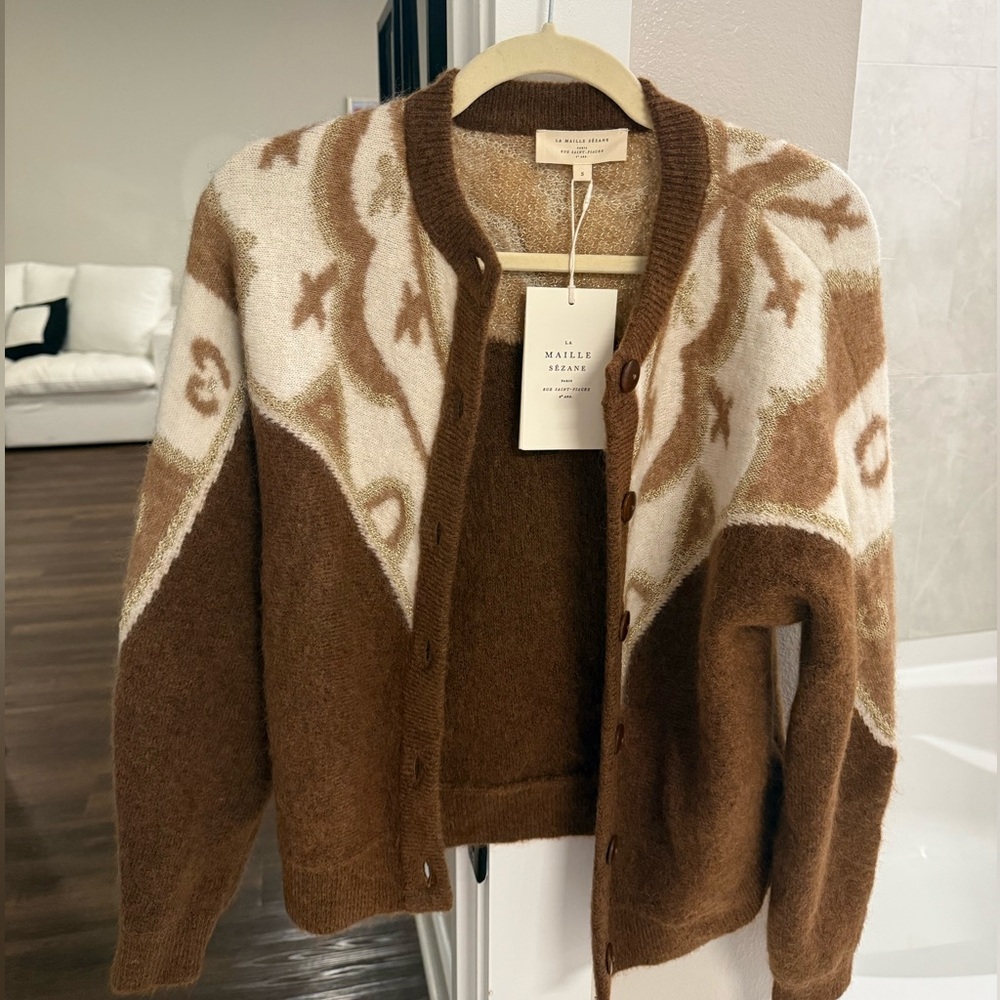 sezane Brown and Cream sweater